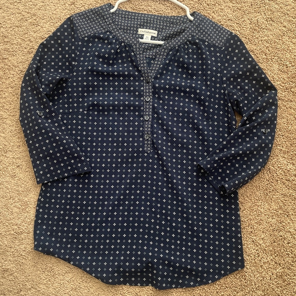 Croft&Barrow Flower Print Blue and White Blouse with‎ 3/4 Sleeves